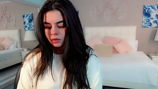 maddissonivanova online show from 04-19-26, 07:05