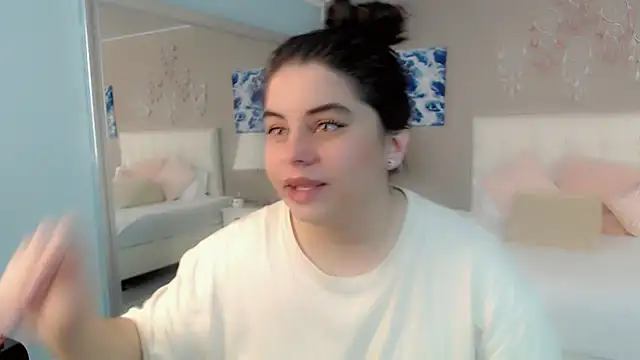 maddissonivanova online show from 04-20-26, 07:04