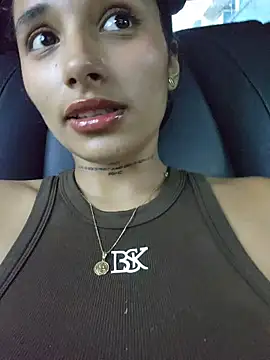 Lorena Mcfly online show from 04-18-26, 07:07