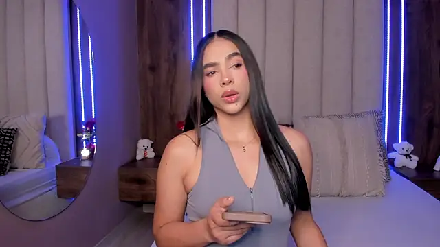 LucySalvatore  online show from 03-29-26, 08:31