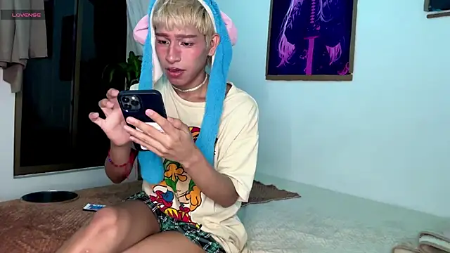 taichi bluy online show from 12-16-25, 11:21