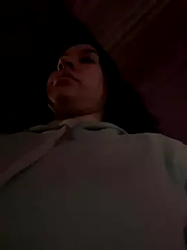 Snapshot of BELLAALEJA chatting on 12-21-25, 08:54 BELLAALEJA online show from 12-21-25, 08:54