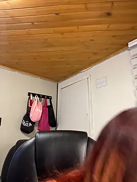 Karen18 boobs online show from 02-27-26, 03:39