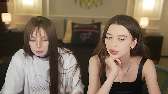 Regina Sweet054 online show from 04-17-26, 02:20