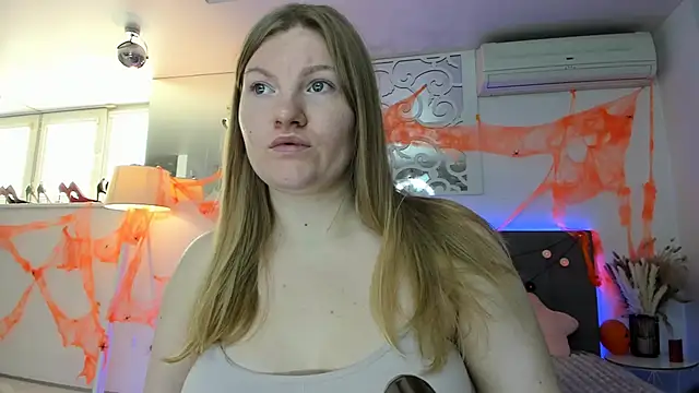 AshleyJoness online show from 10-29-25, 06:15