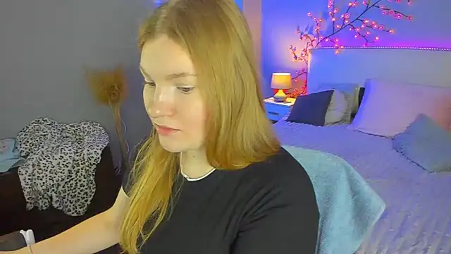 AshleyJoness online show from 06-14-26, 04:47