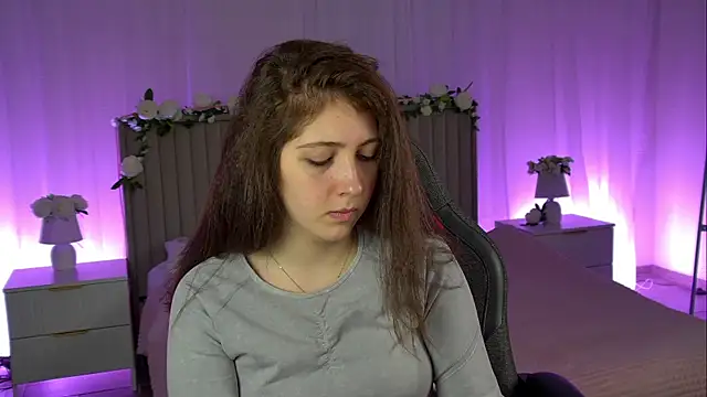 Mary Miiller online show from 10-26-25, 06:19