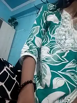 RENUKA RAJPUT online show from 04-20-26, 05:26