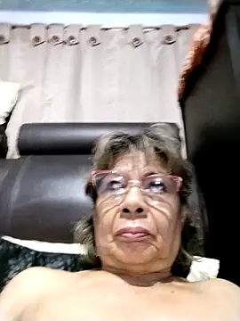 OliviaMorris1 online show from 05-25-26, 11:55