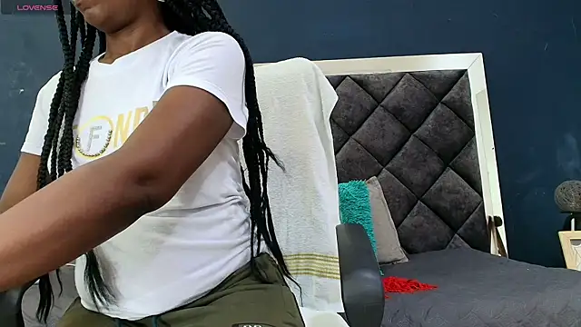 ebony  jheim online show from 09-26-25, 02:32