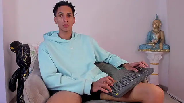 Snapshot of CamiiloRivera chatting on 09-26-25, 07:12 CamiiloRivera online show from 09-26-25, 07:12