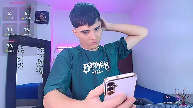 Lucass love online show from 10-22-25, 04:29