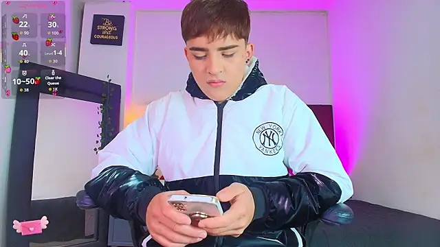 Lucass love online show from 01-07-26, 01:46