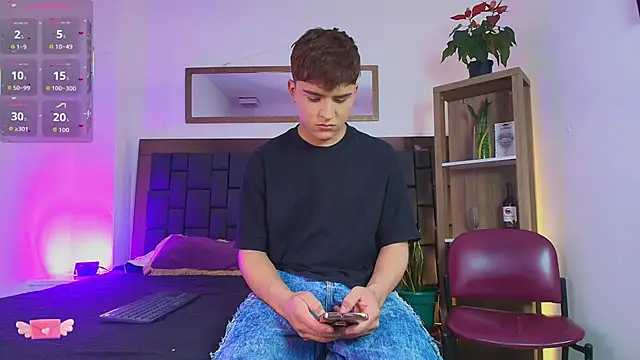 Lucass love online show from 02-12-26, 07:31