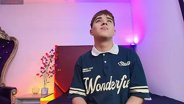 Lucass love online show from 04-10-26, 01:27