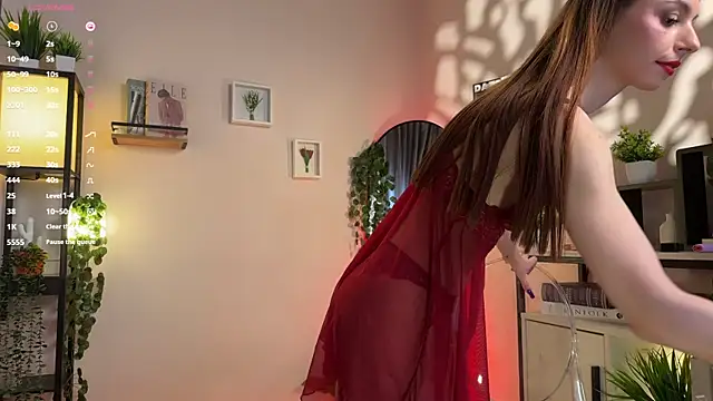 Amelie Crosby online show from 04-01-26, 01:41