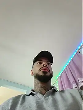 VinzenzRizzo online show from 07-18-26, 10:02