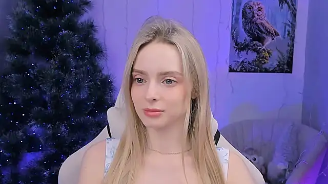 JuliaBrewwer online show from 12-15-25, 01:37