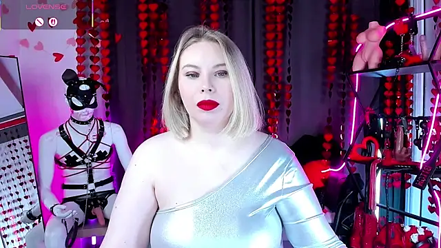 Anna Maxwell online show from 02-11-26, 02:27