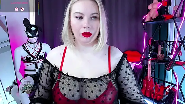 Anna Maxwell online show from 04-18-26, 02:04