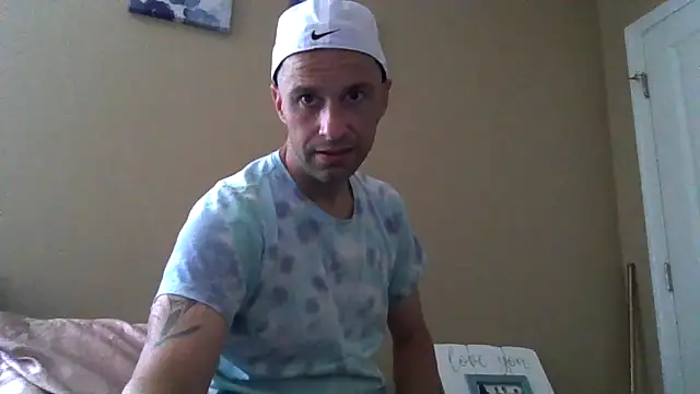 dik4cache online show from 05-18-26, 03:40