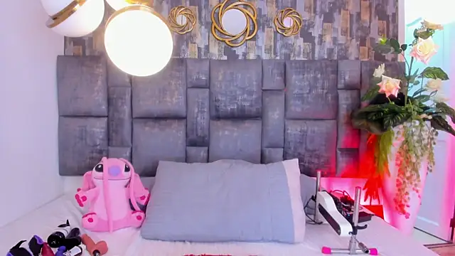 PatyLawrence online show from 11-06-25, 04:13