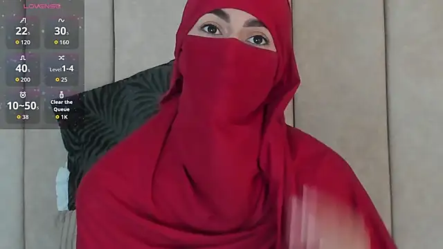  Zahiira  online show from 11-25-25, 12:16