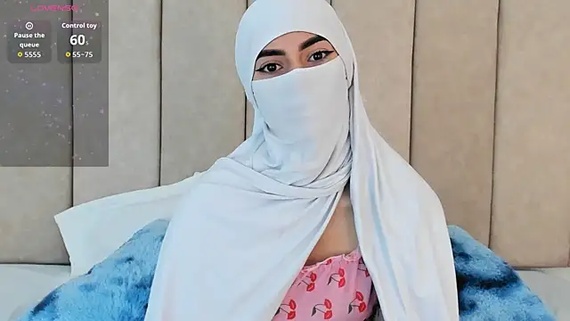  Zahiira  online show from 03-03-26, 12:33