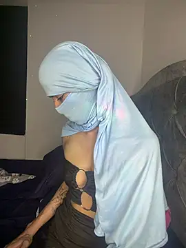  Zahiira  online show from 07-30-26, 12:04