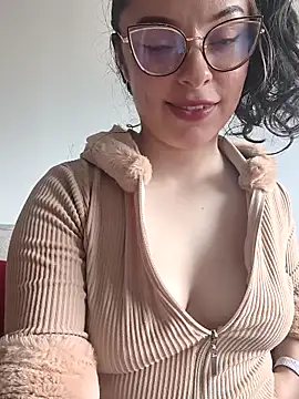 Snapshot of Camila_Ord chatting on 05-02-26, 09:09 Camila Ord online show from 05-02-26, 09:09