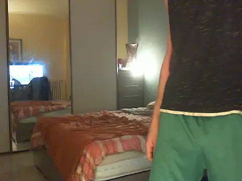 Snapshot of KalendaXL chatting on 03-20-26, 11:20 KalendaXL online show from 03-20-26, 11:20