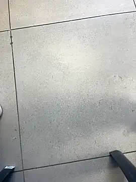 Snapshot of kamo012000 chatting on 10-08-25, 10:57 kamo012000 online show from 10-08-25, 10:57