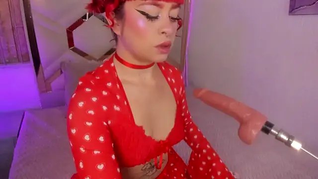 Venuss1  online show from 02-19-26, 06:42