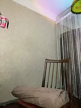 CrazyPinky online show from 12-19-24, 10:24