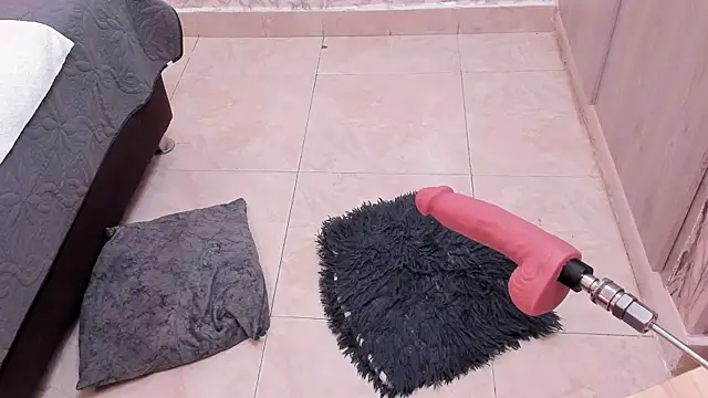 SASHA BROWNIE   online show from 11-27-25, 08:00