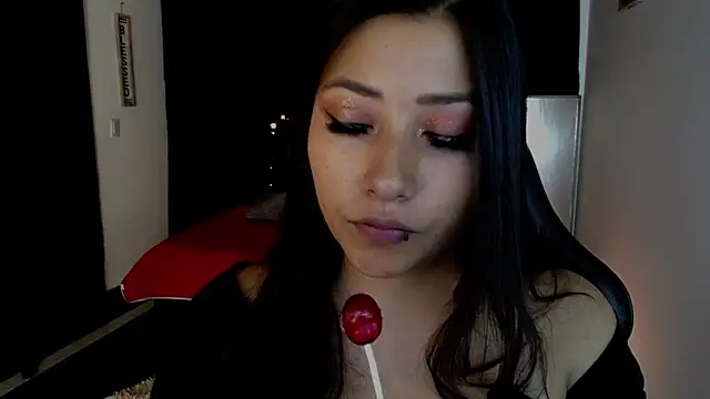 Mia 1120 online show from 09-15-25, 11:38