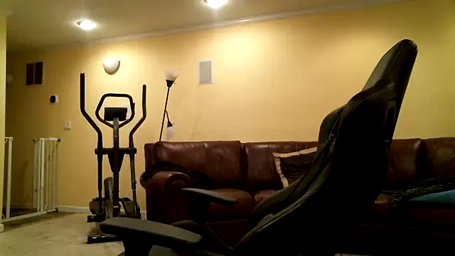 james421   online show from 06-07-26, 03:54