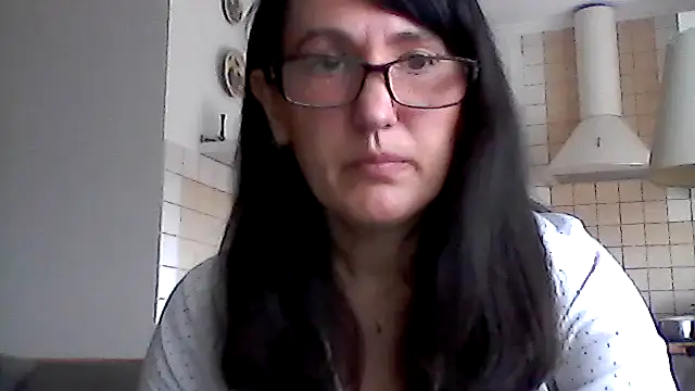 Snapshot of Elena48324 chatting on 04-26-26, 12:03 Elena48324 online show from 04-26-26, 12:03
