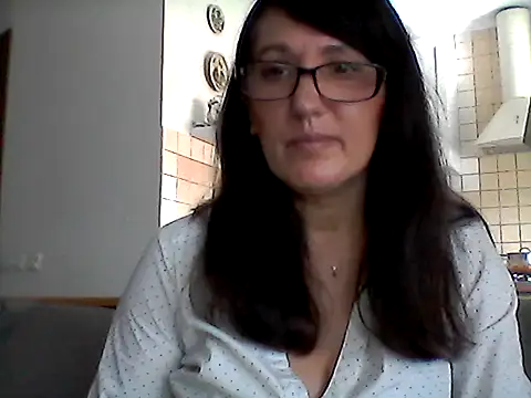 Snapshot of Elena48324 chatting on 06-07-26, 10:52 Elena48324 online show from 06-07-26, 10:52