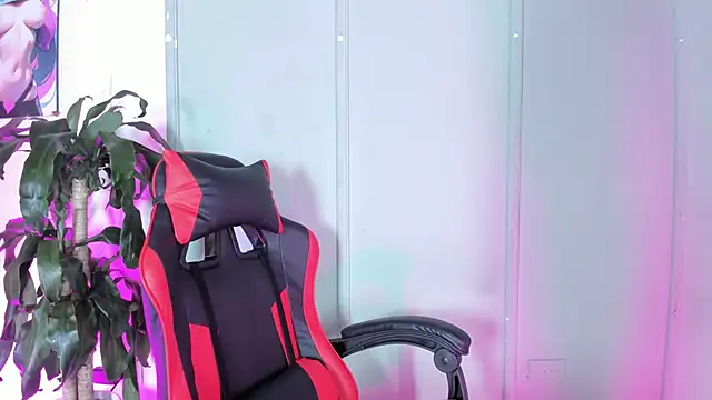 Zafiro  Brown online show from 09-30-25, 12:32