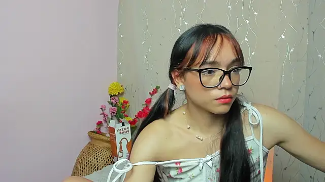 Dafne Mel online show from 03-13-26, 08:04