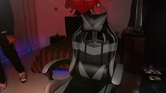 malek xarx  online show from 04-08-26, 04:23