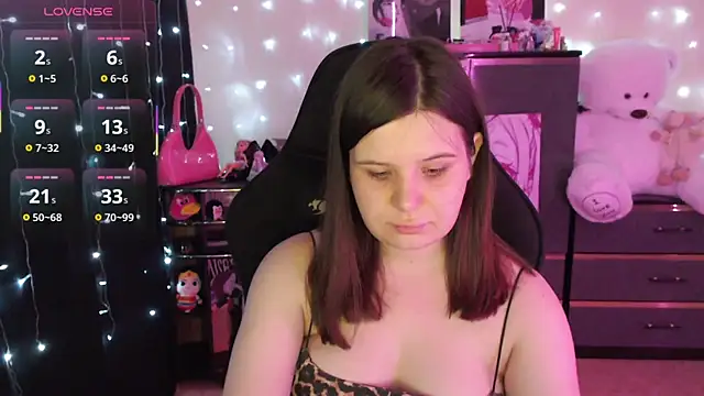 AmyVibess online show from 09-14-25, 08:08