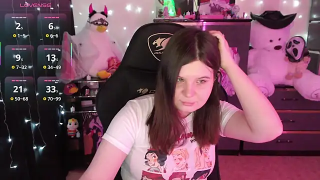 AmyVibess online show from 10-25-25, 08:03