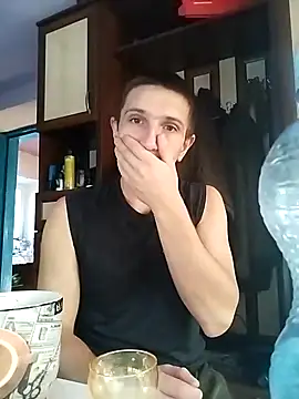 Snapshot of Alexilon chatting on 09-13-25, 05:07 Alexilon online show from 09-13-25, 05:07