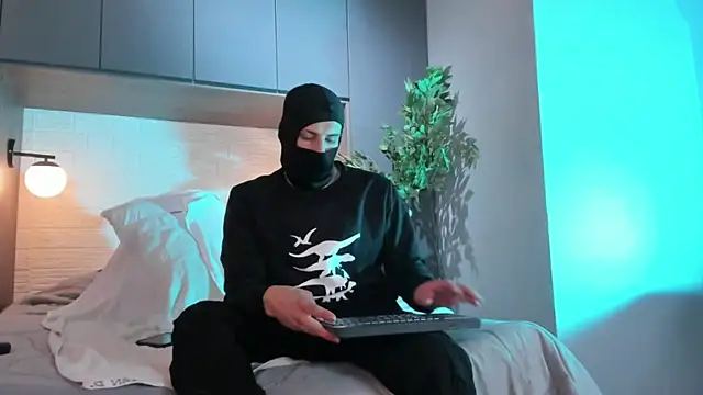 Dustin Sonne online show from 09-12-25, 04:01