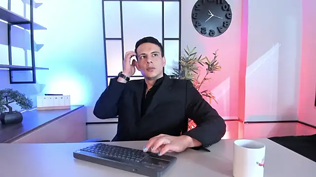 Dustin Sonne online show from 03-25-26, 03:45