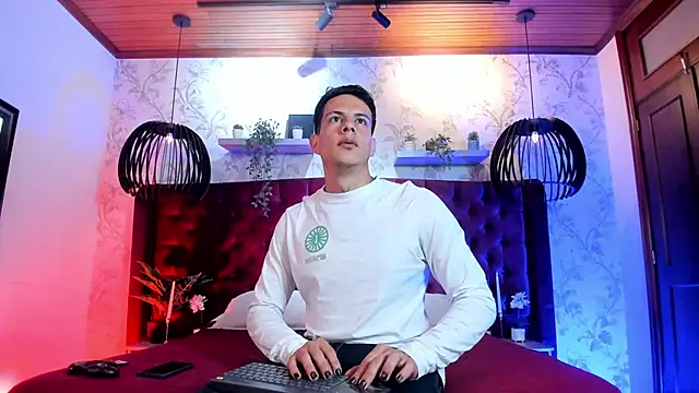 Dustin Sonne online show from 05-20-26, 03:34