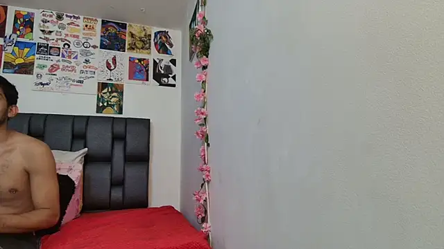 ashtoncooperr online show from 09-08-25, 09:03