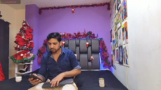 ashtoncooperr online show from 12-03-25, 06:50